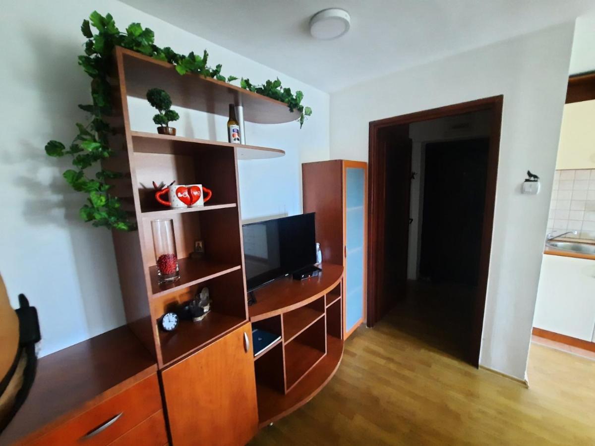 Wild Innu Apartment Skopje Eksteriør bilde